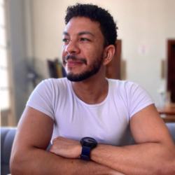 Psicólogo Wallace Felix Marinho